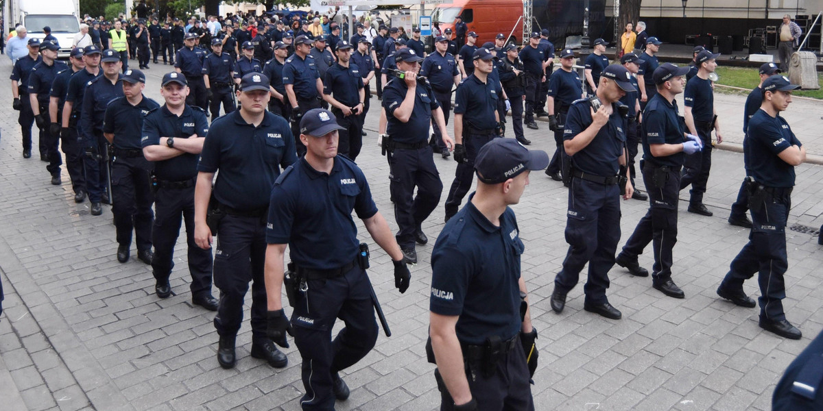 Śląscy policjanci nie jadą na miesięcznicę