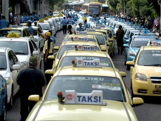 Taxi Drivers Demonstrate In Jakarta