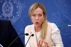 Giorgia Meloni padła ofiarą pranksterów. W jej gabinecie dymisja "odpowiedzialnego"