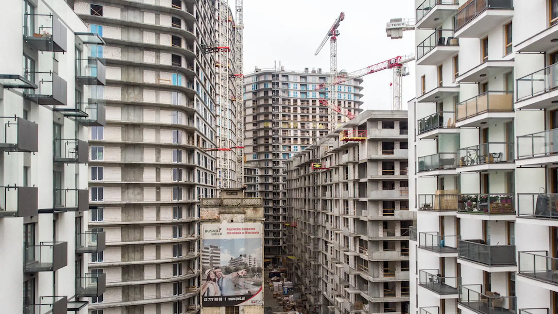 Szef J.W. Construction tłumaczy, dlaczego zbudował "warszawski Hong Kong"