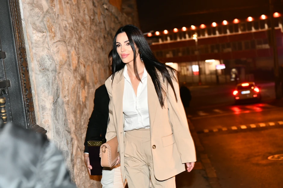 Mirko, Bojana Šijan