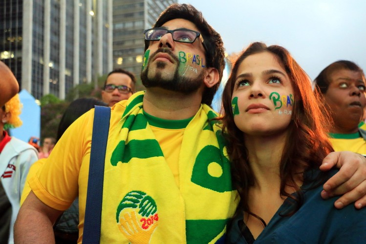 Żałoba i czarna rozpacz w Brazylii. Euforia Niemców
