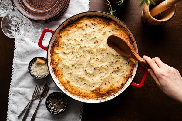 Ostao vam je PIRE KROMPIR OD JUČE? Nikako ga ne bacajte, evo PET recepata za SAVRŠEN RUČAK od viška pirea!