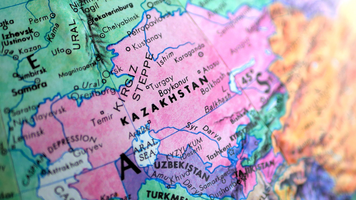 Jak poinformowało kazachskie ministerstwo obrony, dziś rano śmigłowiec rozbił się w obwodzie kyzyłordyńskim na południu Kazachstanu. W wypadku zginęła załoga - poinformował na swej stronie internetowej prezydent Kazachstanu Kasym-Żomart Tokajew.