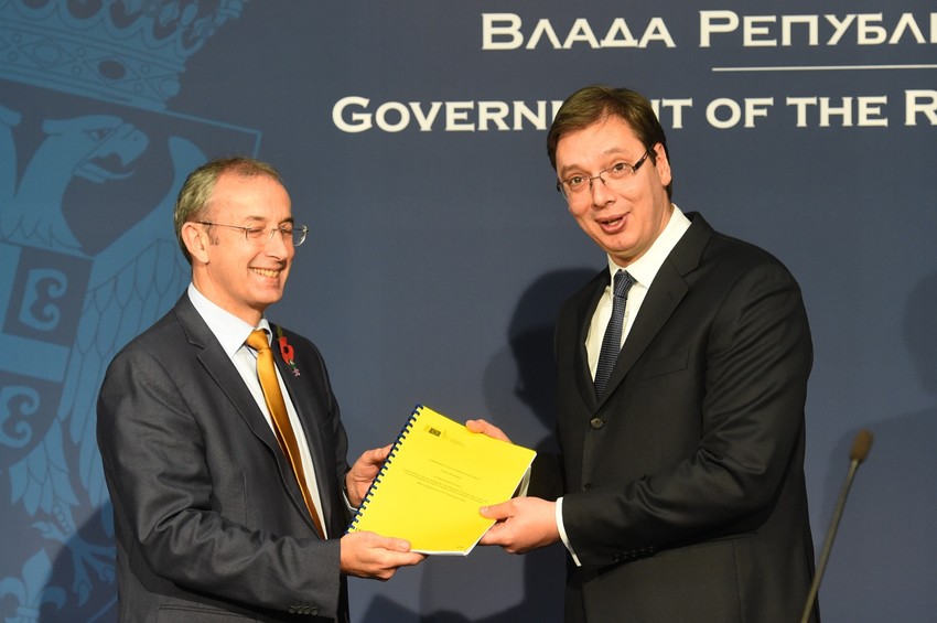 Devenport uručuje Vučiću izveštaj EK o napretku Srbije