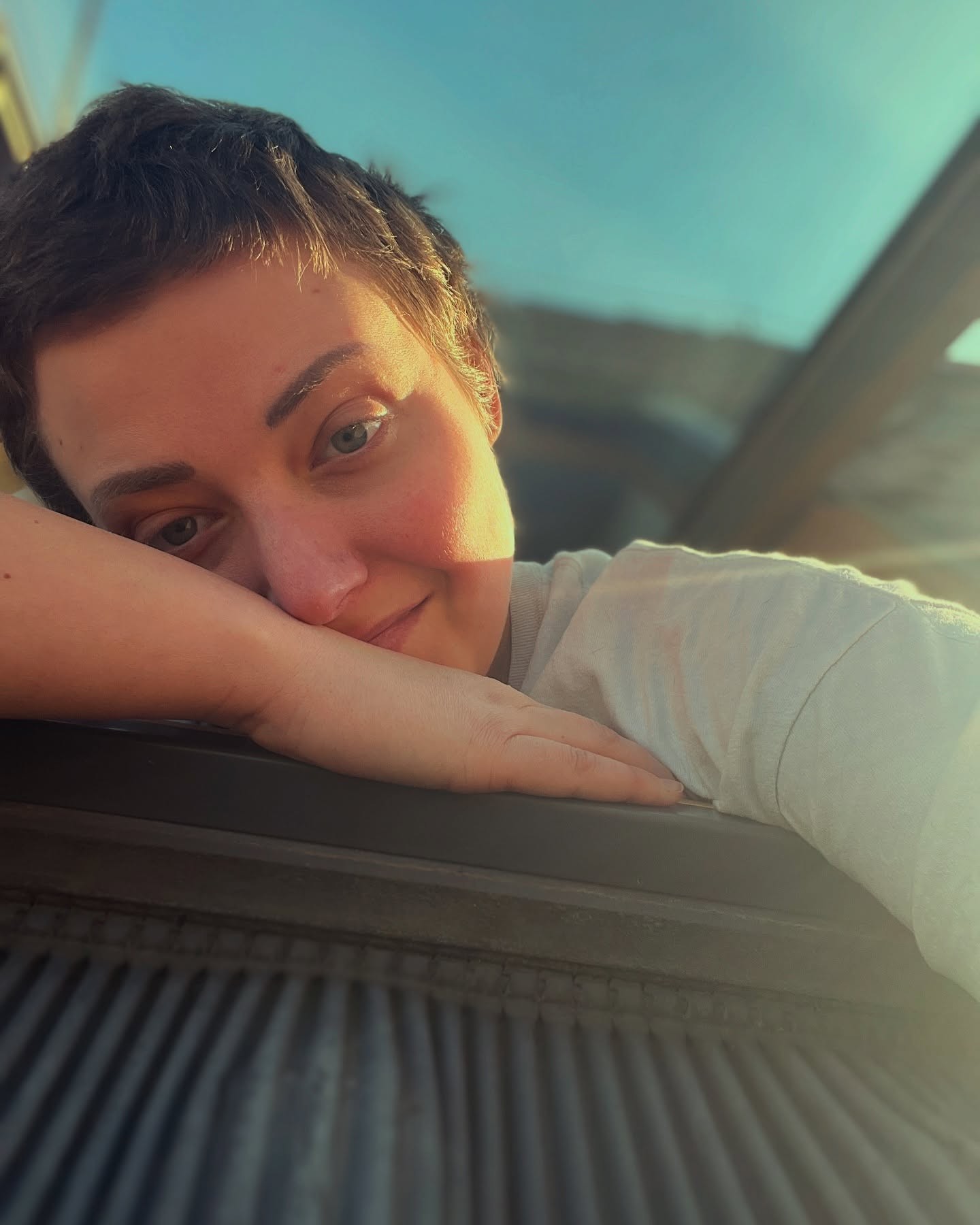 Speváčka a herečka Anna Slováčková podľahla rakovine.