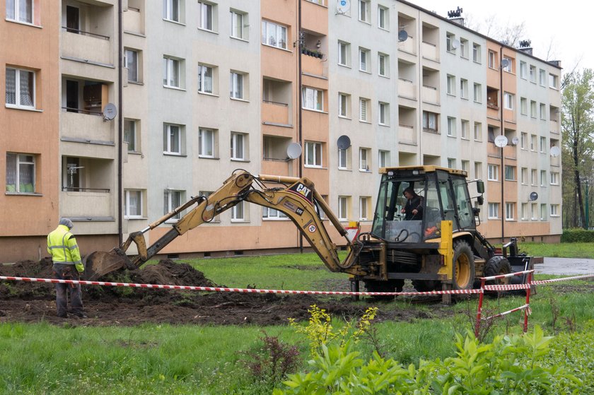 Pierwsze prace ziemne przy budowie drogi pozarowej