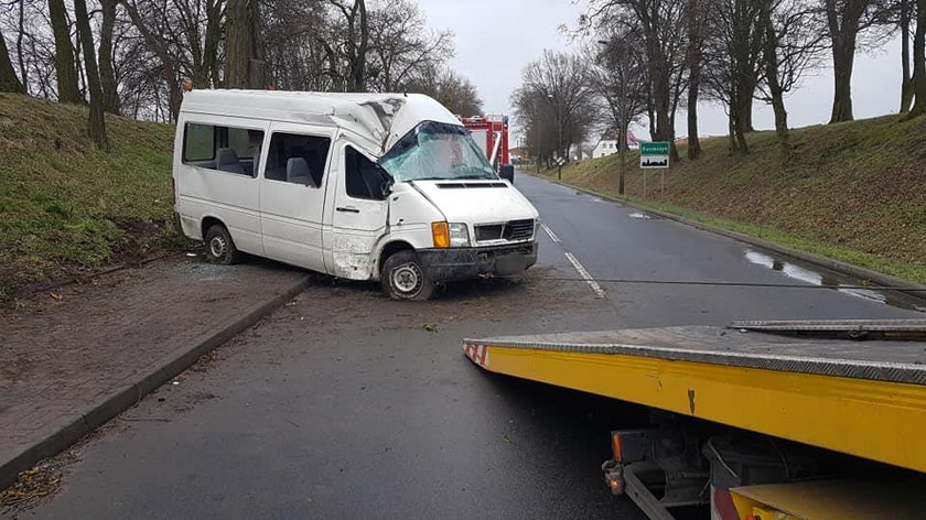 Wypadek busa w Zbąszynku