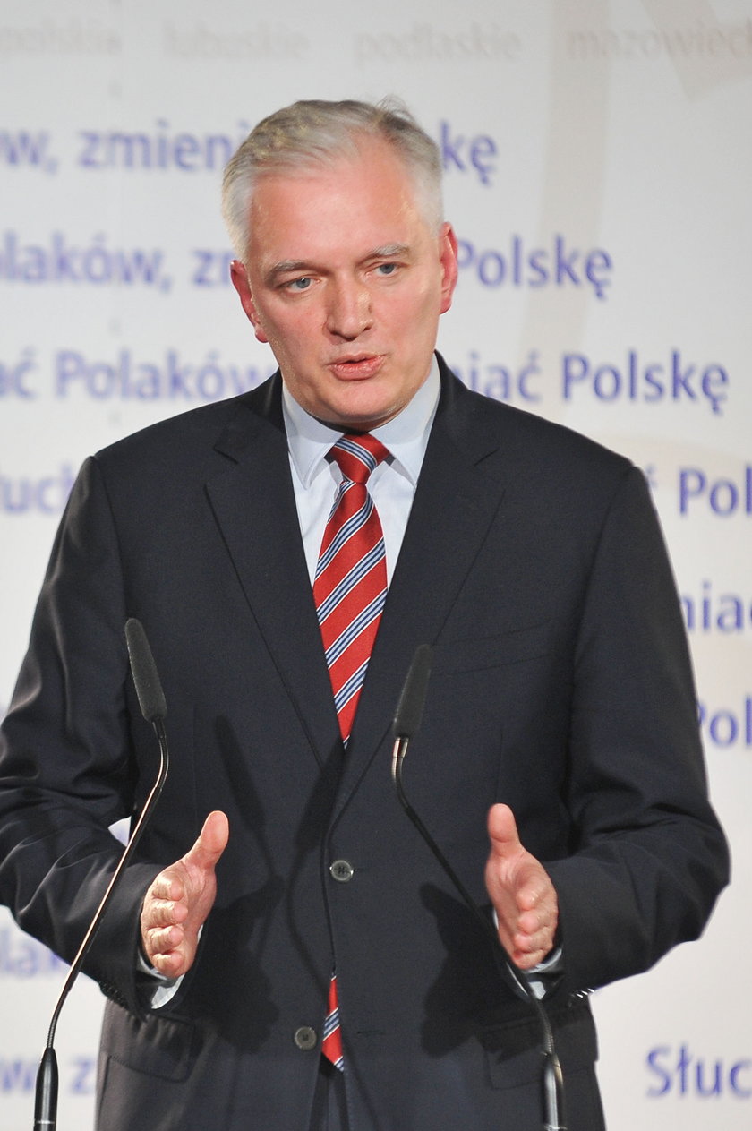 Macierewicz, Kamiński i Ziobro najbardziej nielubianymi ministrami