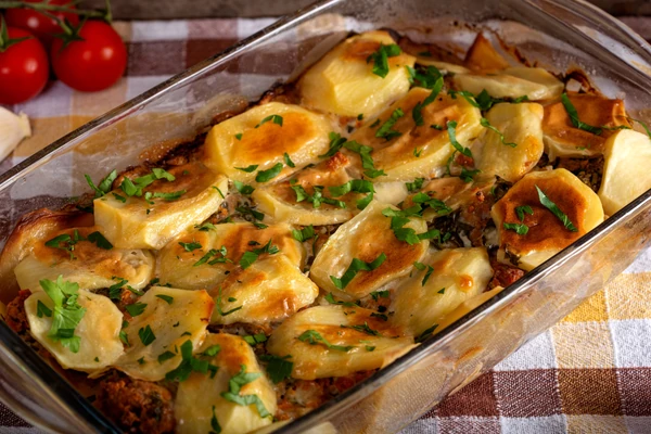 Svi greše u ovom koraku KADA PRIPREMAJU MUSAKU i zato bude suva: Počnite ovo da primenjujete i biće neodoljivo UKUSNA I SOČNA