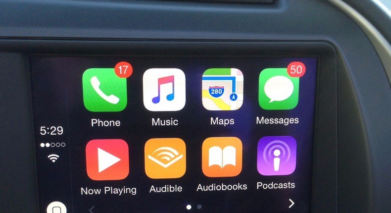 How Apple CarPlay could completely disrupt the auto industry (AAPL, GM ...