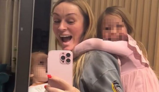 Anabela Atijas sa unukama