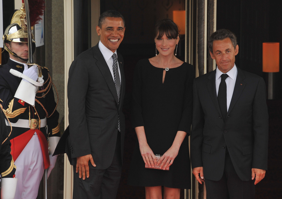 Barack Obama, Carla Bruni Sarkozy i Nicolas Sarkozy w 2011 roku