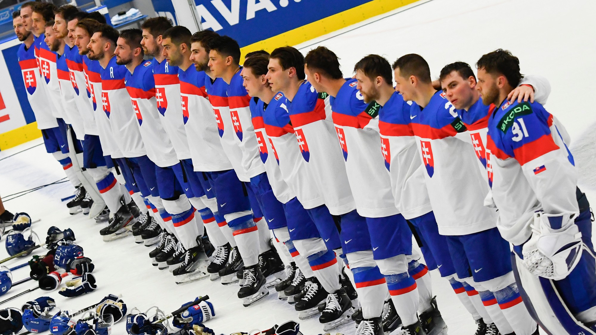 Skupiny na MS v hokeji 2025 sú známe TOTO sú súperi Slovenska