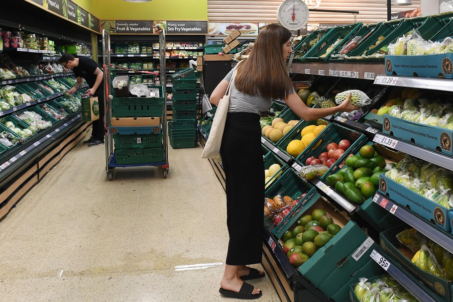 W kolejnych latach zakaz handlu będzie się zaostrzał