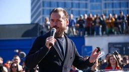 nieoczywisty zwycięzca wyborów prezydenckich. "staje się liderem opini