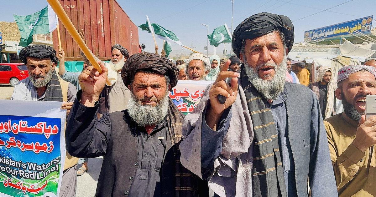 Pakistan ostrzega przed atakiem Indii po zamachu w Kaszmirze. Napięcie rośnie