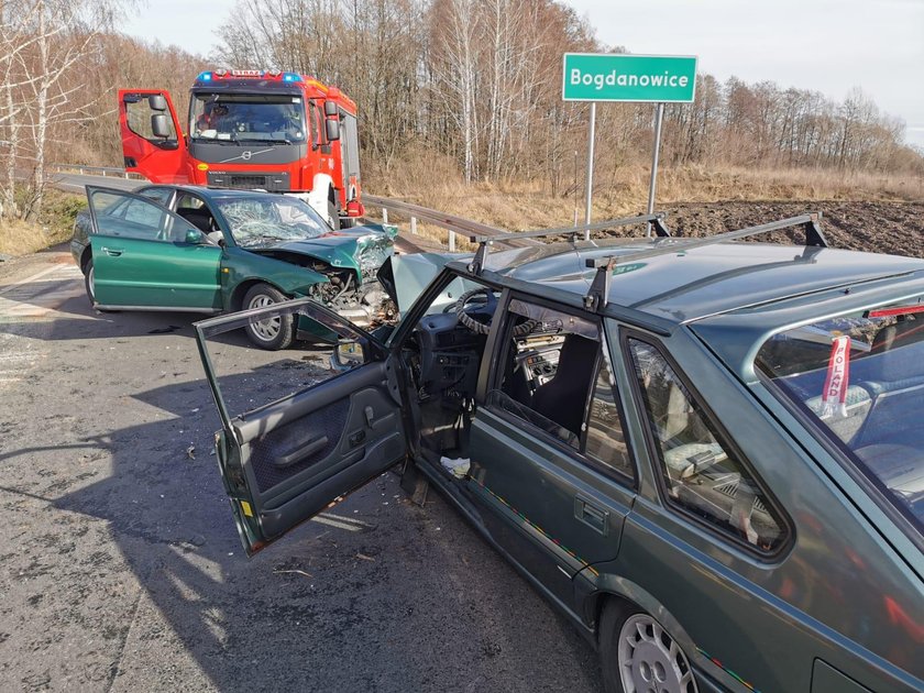 Makabryczny wypadek. 4 osoby ranne. Dwa śmigłowce w akcji