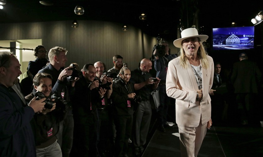 Robin Zander z zespołu Cheap Trick podczas ceremonii wprowadzenia do Rock and Roll Hall of Fame