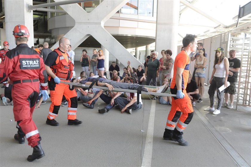 Atak terrorystyczny na stadionie