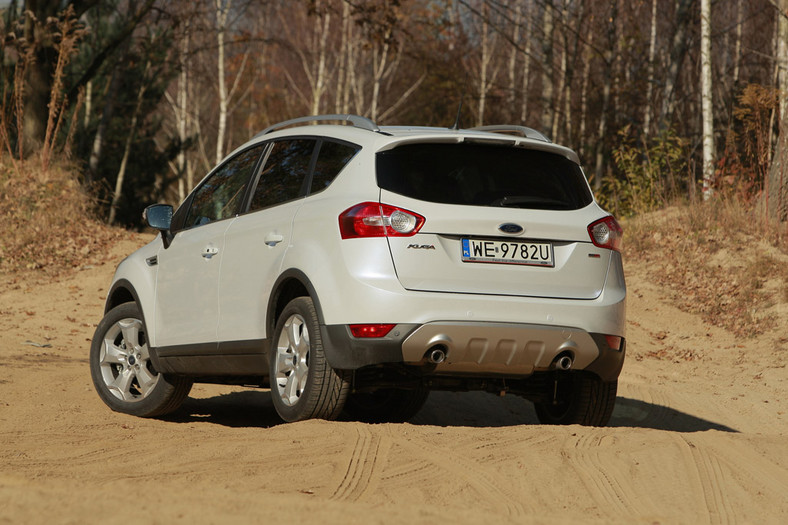 Ford Kuga: sportowy SUV z automatem