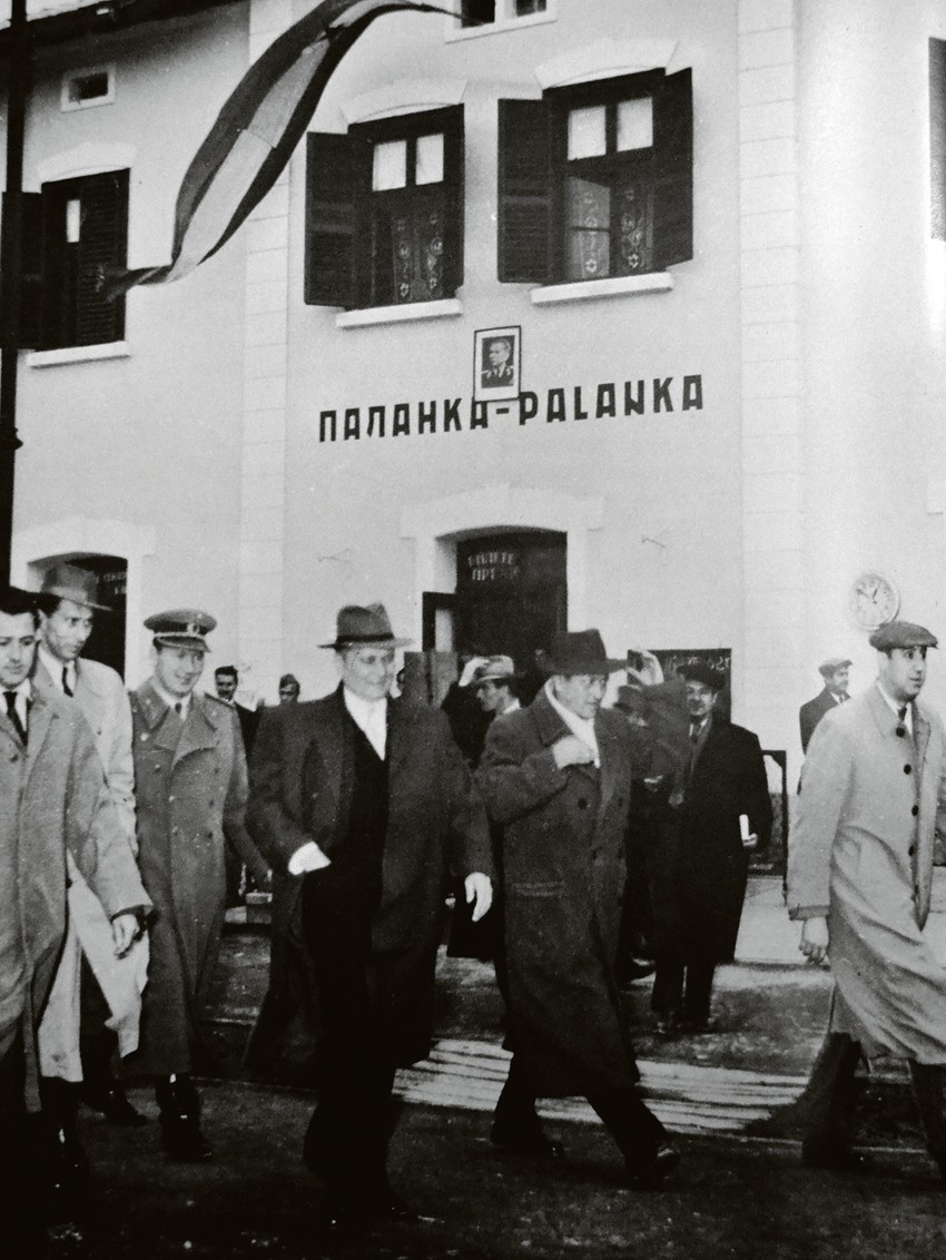 Tokom Titove posete Smederevskoj Palanci 1952. rodila se ideja da se obnovi radionica u kojoj je radio budući "najveći sin naroda i narodnosti"