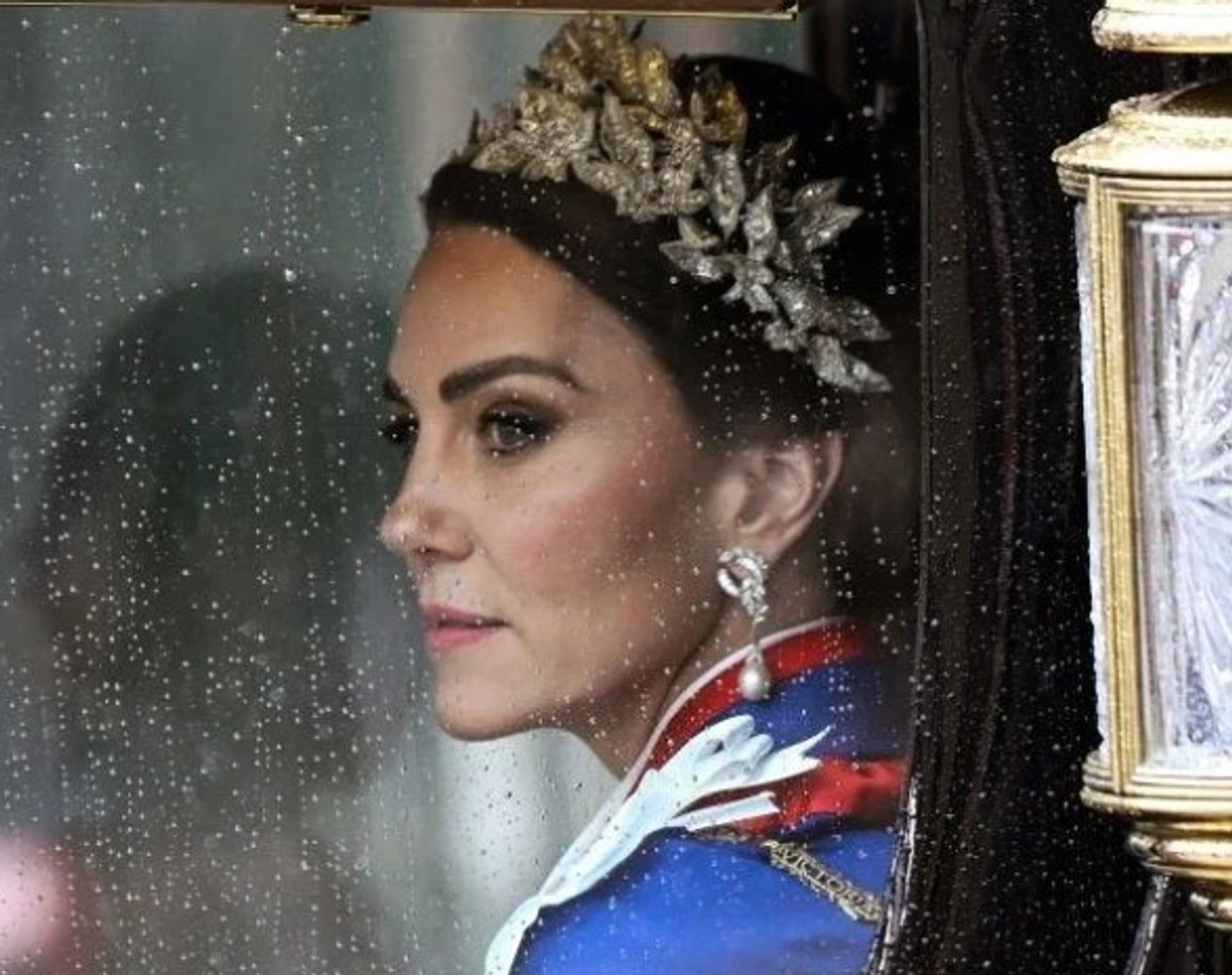 Pałac Kensington niespodziewanie opublikował archiwalne zdjęcie księżnej Kate i jej męża
