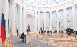 Putin uznaje Ługańsk i Donieck