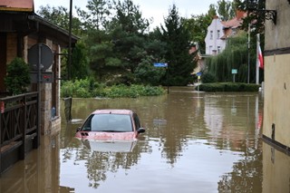 Które rzeki przekroczyły stan alarmowy? Sprawdź listę najbardziej zagrożonych terenów