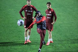 Kłopoty Probierza przed meczem z Portugalią. Trening bez siedmiu piłkarzy