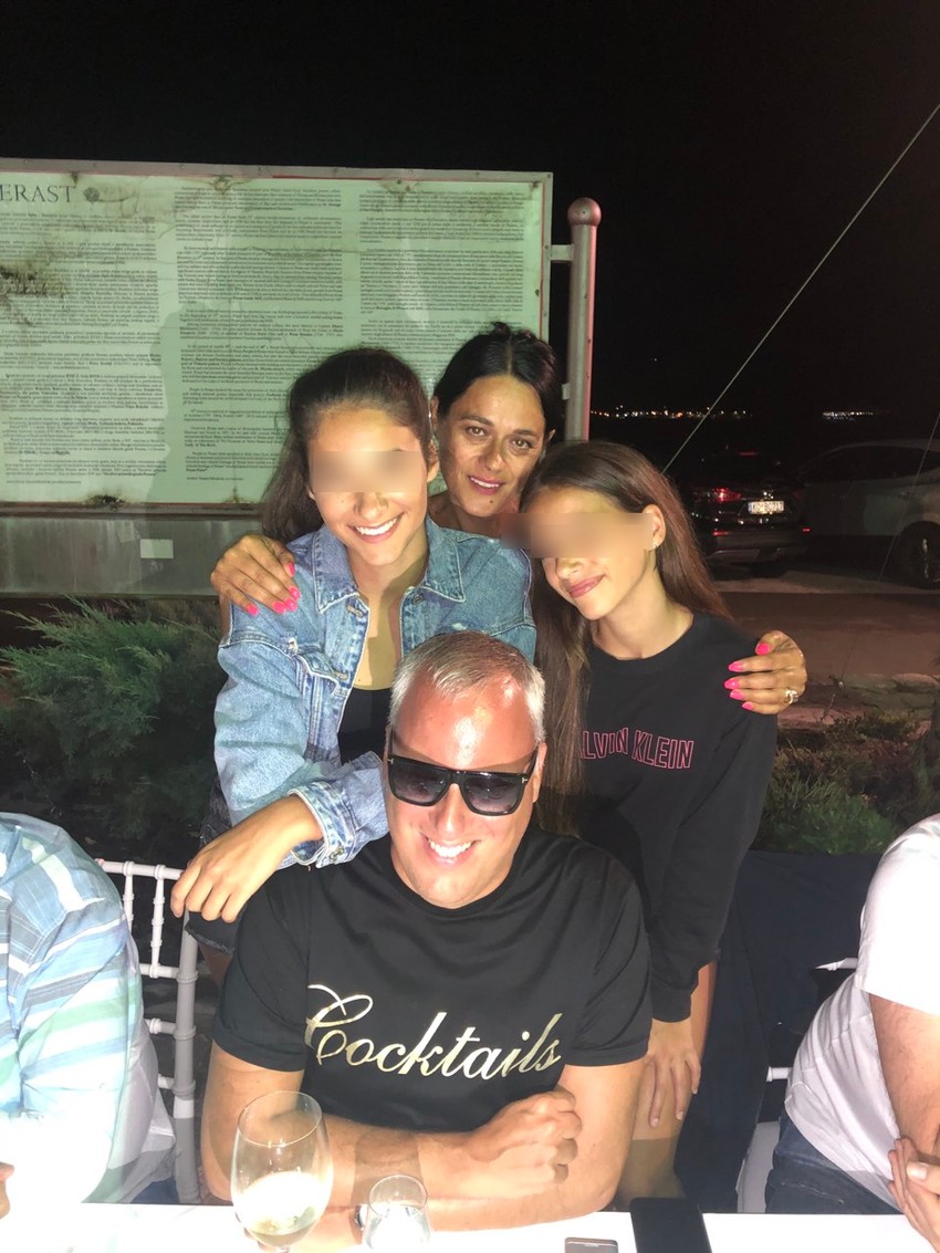 Saša Matić sa porodicom