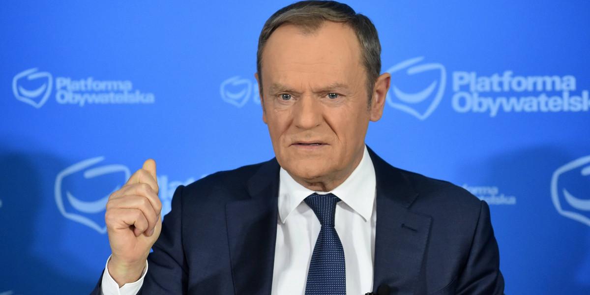 Donald Tusk zapewnia, że gdyby był premierem, benzyna kosztowałaby 5,19 zł. 