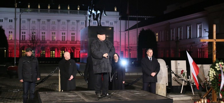 Kaczyński na miesięcznicy katastrofy smoleńskiej: Polska niepodległa musi żyć w prawdzie