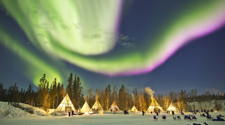 Csodálatos látványt nyújtott a kilenc órán át tartó az északi fény a finnországi Lappföldön / Fotó: Profimedia-reddot
