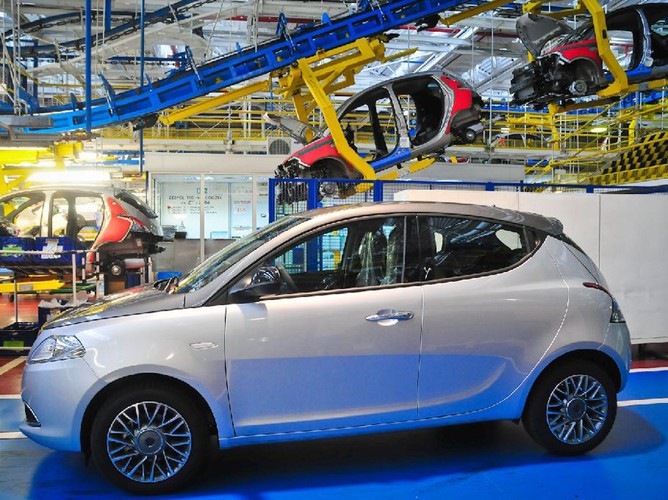 Tychy - linia produkcyjna lancii ypsilon