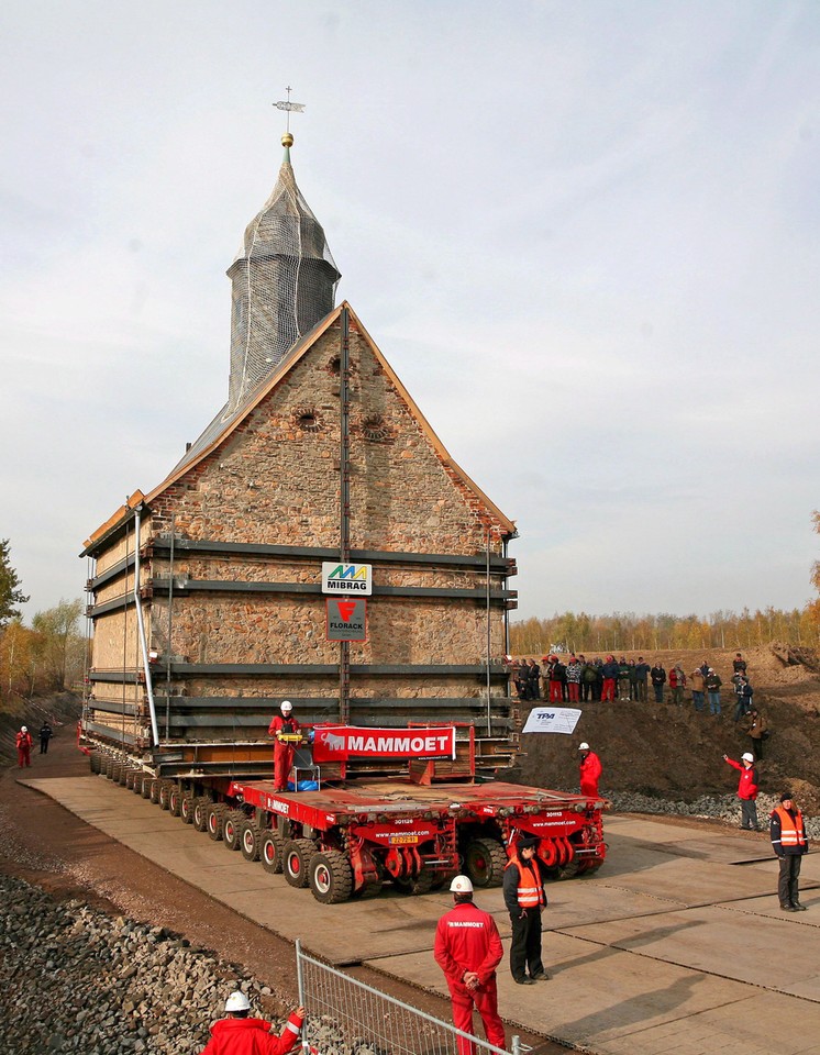 NIEMCY KOŚCIÓŁ TRANSPORT