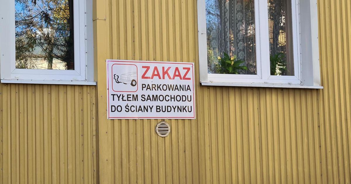  Czy można parkować tyłem do budynku? Można to się mocno zdziwić, gdy się to zrobi