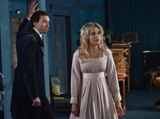 W poszukiwaniu miłości. „Pan Jowialski' Fredry w reż. Artura Żmijewskiego