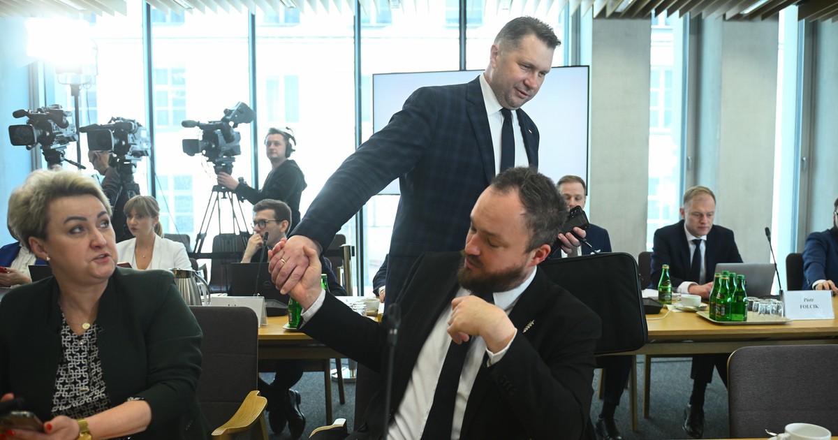 Czy Konfederacja gra z PiS-em do jednej bramki? Są sygnały [KULISY]