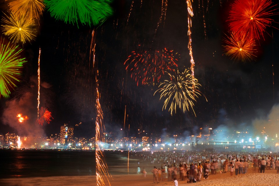 Sylwester na plaży Copacabana w Rio de Janeiro