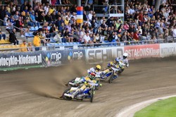 Stal kontra Włókniarz w pierwszym półfinale Ekstraligi. Co za meczycho!