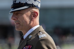 Polak kluczową figurą w NATO? Generał bez brzucha walczy o stanowisko szefa Komitetu Wojskowego Sojuszu