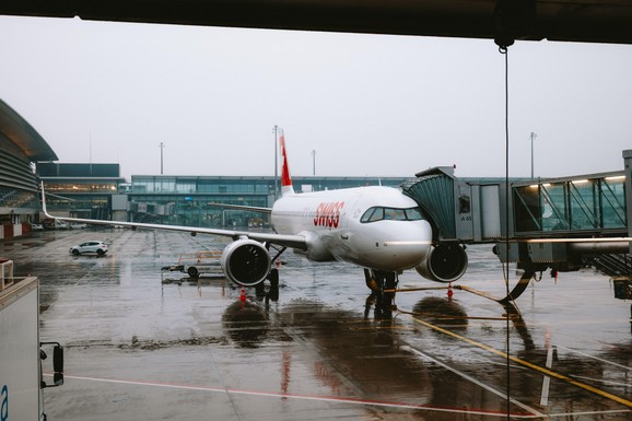 Poznata avio-kompanija daje zaposlenima 16.000 evra ako samostalno pristaju da daju otkaz