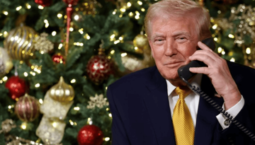 „Radykalne lewicowe szumowiny” i „zły Mikołaj”. Trump złożył świąteczne życzenia