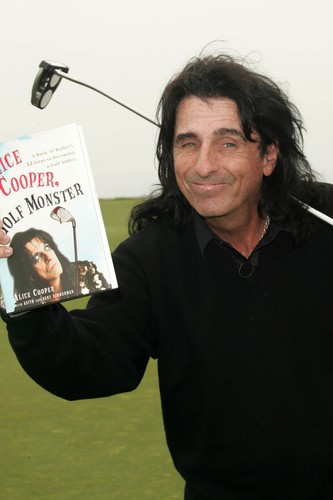 Alice Cooper na dorocznym turnieju golfowym Michaela Douglasa w 2007 roku