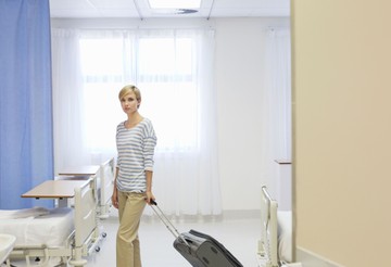 Ezeket mindenképpen tegye be a táskájába, ha mióma műtétre megy