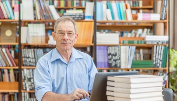 Świadczenie kompensacyjne dla nauczycieli 2025 – najnowsze dane ZUS i wysokość wypłat