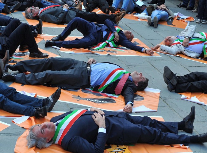 Włoscy burmistrzowie protestowali przeciw polityce rządu