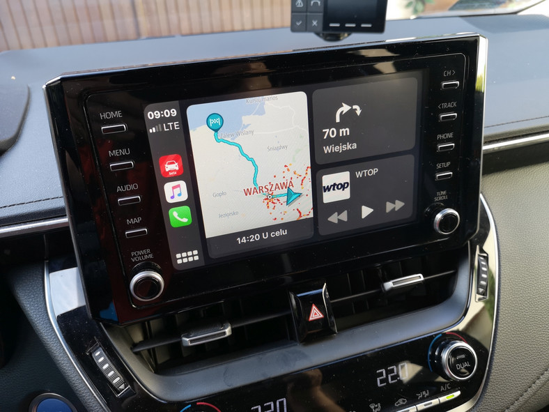 Android Auto i CarPlay w samochodzie