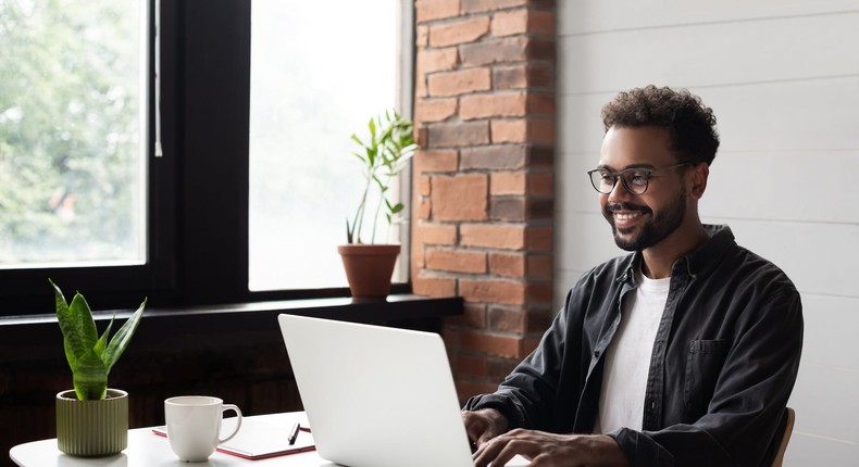 Google's executive productivity advisor, Laura Mae Martin, breaks down how to find your peak productivity times.Poike/Getty Images